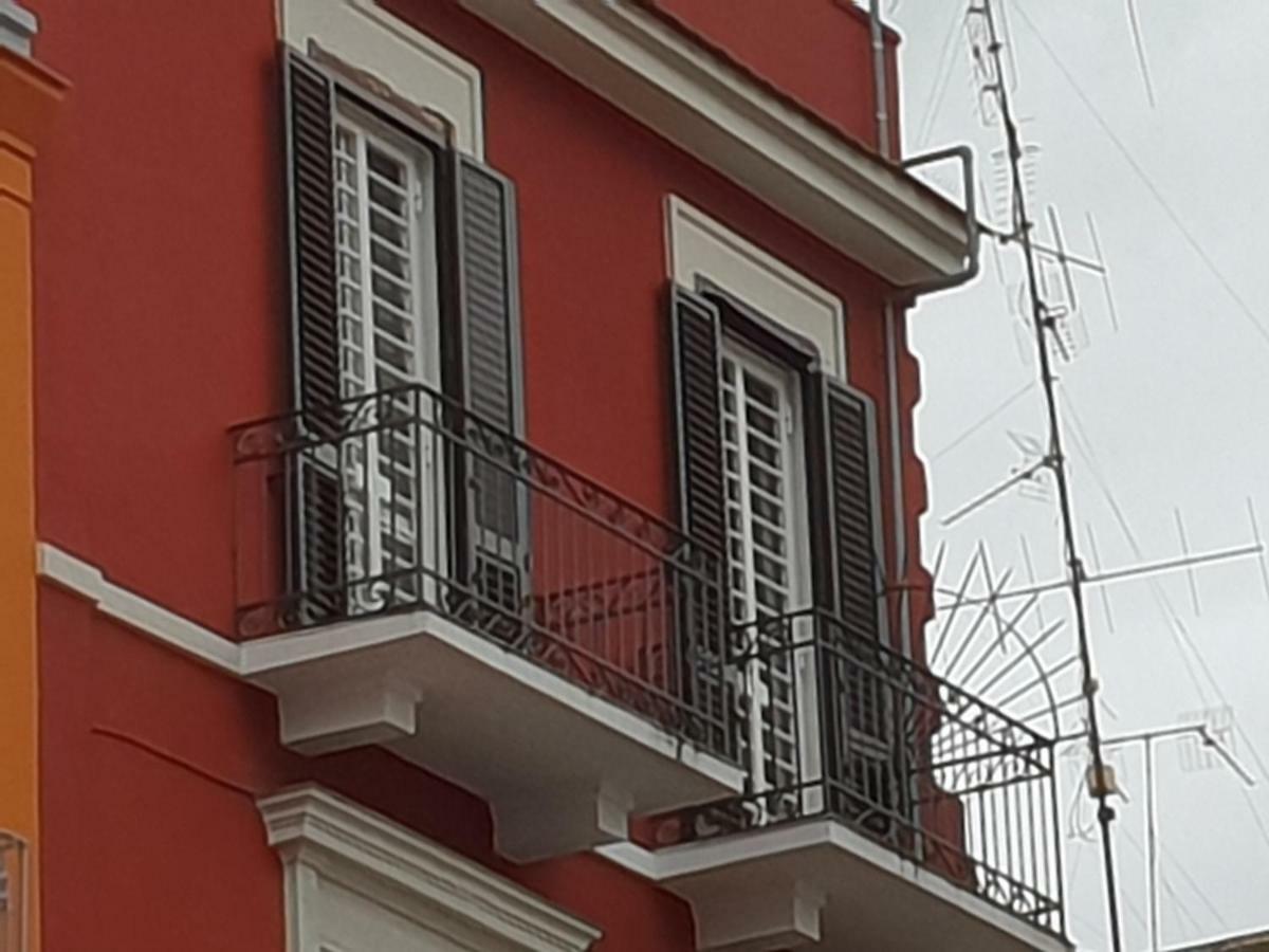 Cconforthotels Appartamento Crispi Bari Eksteriør billede